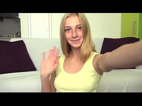 ❤️ As ik my ferfele masturbearje ik loai myn rôze kutje Porno by wy ❌